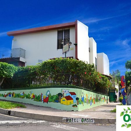 Hotel Oasis ซานซัลวาดอร์ ภายนอก รูปภาพ